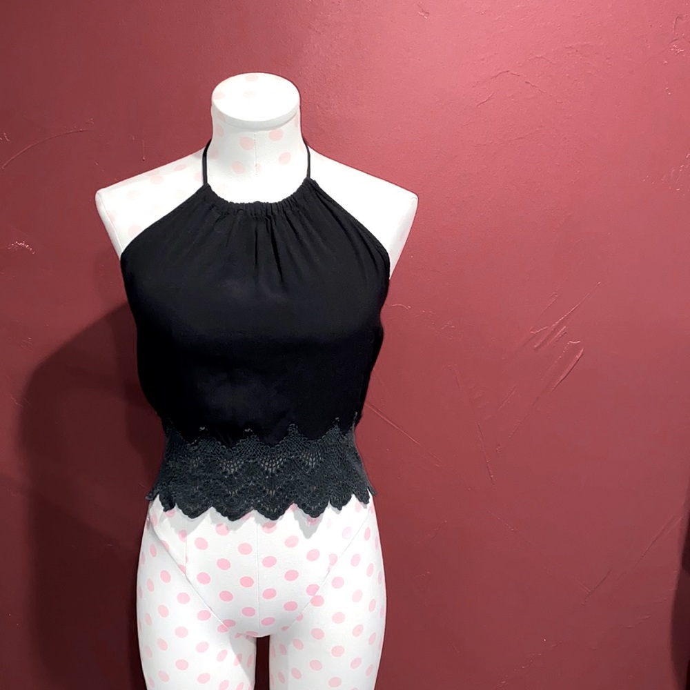 Hanger 221 Sexy Summer Ties Halter Top in Black!